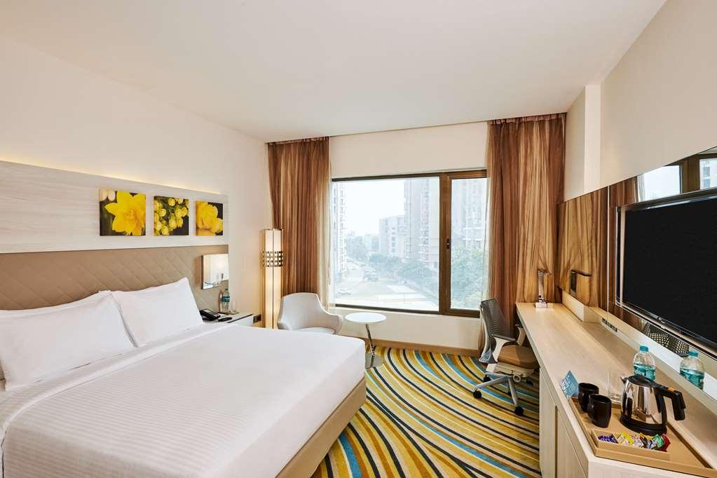 Hilton Garden Inn Lucknow Værelse billede